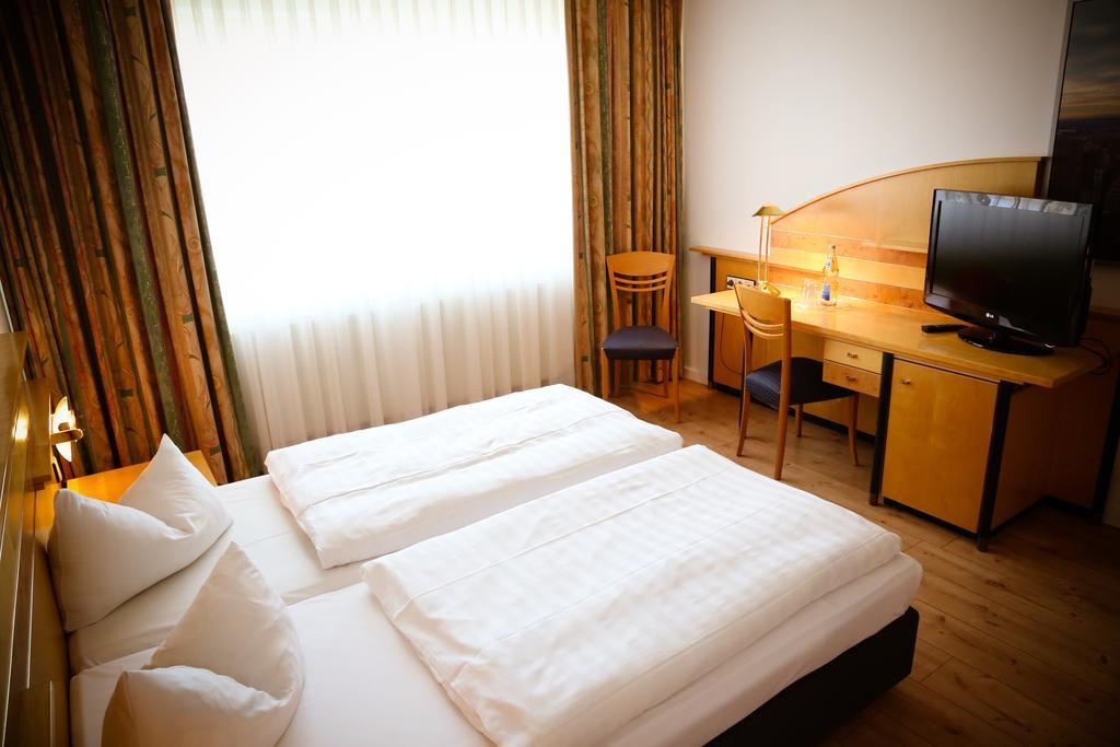 Rheinhessen Inn Gmbh Woerrstadt Luaran gambar